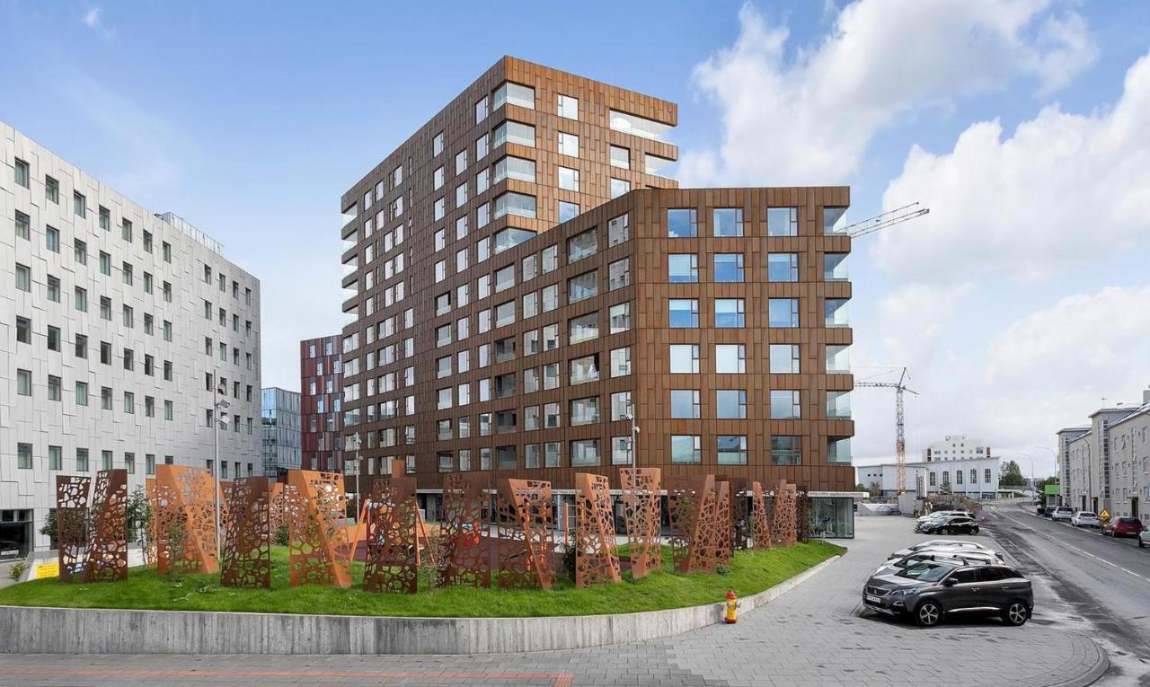 Loft-Style Duplex With Balcony In Downtown Reykjavik公寓 外观 照片